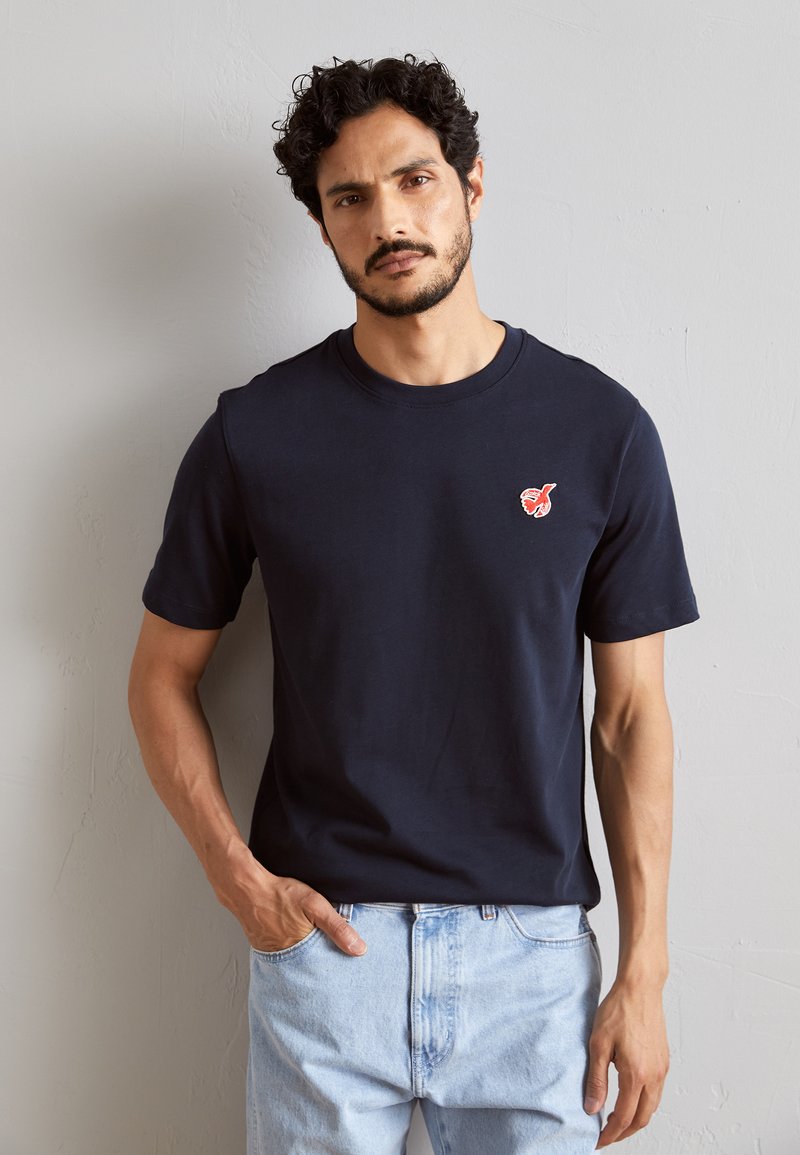 Scotch & Soda Maglietta Uomo The Free Spirit Peace Bird, Core-Maglietta In Cotone, Vestibilità Normale, Maniche Corte, Stampa Uccello Della Pace