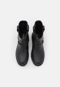 Guess Støvletter - black