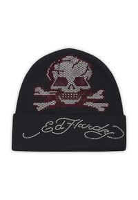 Zwarte beanie met een rhinestone ontwerp van een schedel en gekruiste beenderen in rood en zilver. Bevat 'Ed Hardy' tekst in rhinestones op de omgeslagen rand.