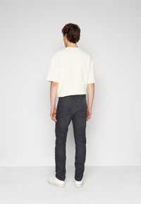 BOSS Slim fit -farkut - black