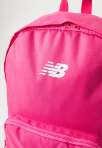 New Balance BACKPACK LAGUNA UNISEX - Nahrbtnik - dab