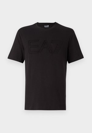 Maglietta in cotone nera con logo EA7 texturizzato sul davanti, maniche corte e collo a giro classico.