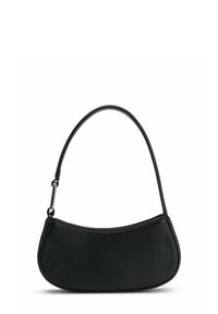 Bolso de mano de cuero negro con forma curva, correa de hombro delgada y textura suave, que presenta un diseño minimalista y sin hardware visible.