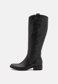 Schwarze Lederstiefel bis zum Knie mit runder Zehenform, niedrigem Blockabsatz und dekorativen Nahtdetails. Mit einer Zuglasche an der Rückseite für ein einfaches Anziehen.