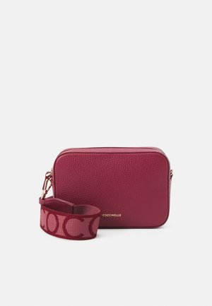 Taška s příčným popruhem - red