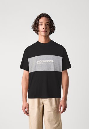 JJELEGACY BLOCKING TEE O-NECK - Print T-shirt - black