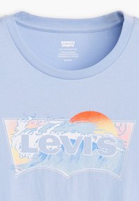 Levi's® THE PERFECT TEE - Potiskana majica - wave fill kentucky blue