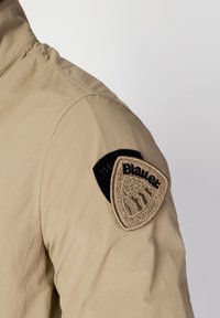 Blauer IN STRETCH MAVERICK 23SBLUC04112-006535 - Giubbotto Bomber - beige