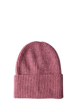 Gebreide beanie in een zachte, gedempte roze tint. Beschikt over een geribbelde textuur en een omgeslagen manchetten. Gemaakt van wol of een vergelijkbaar materiaal voor warmte.