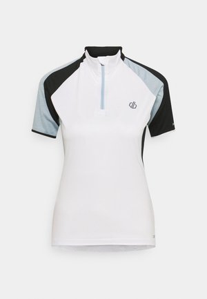 Maillot de cyclisme à manches courtes en blanc, noir et bleu clair. Présente une fermeture éclair à l'avant, un col montant et des coutures décoratives.