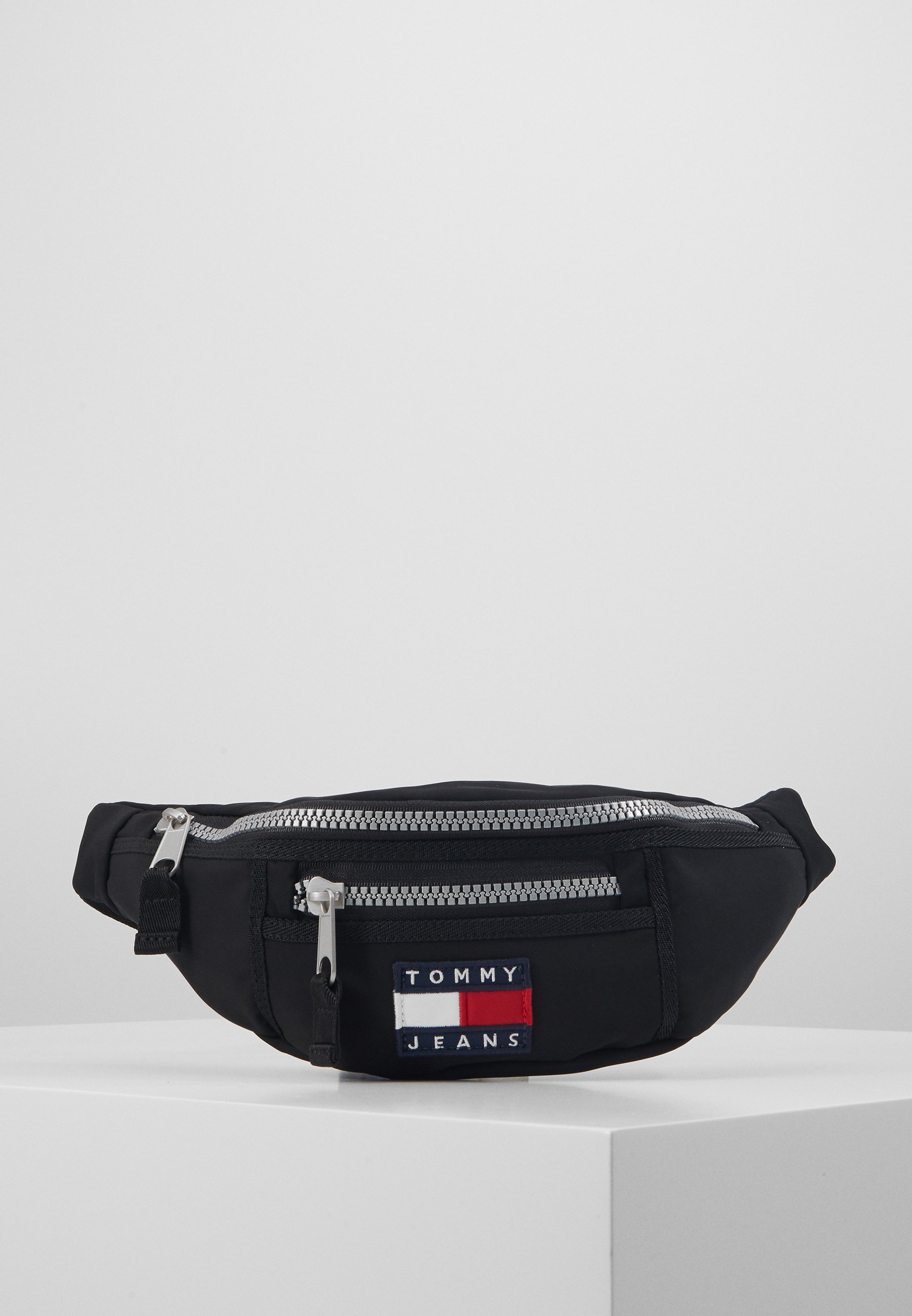tommy jeans bum bag white
