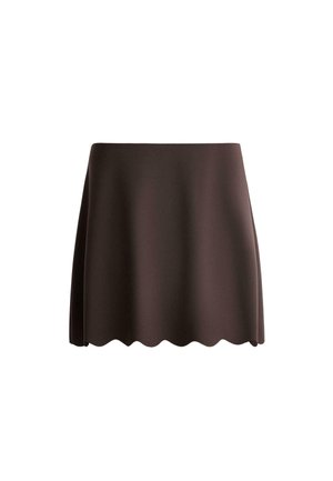Fustă mini maro închis cu talie înaltă și tiv valurat, afișată pe un fundal alb.