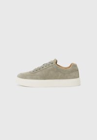 CLEAN CUP - Sneakers - smokey olive/bright white