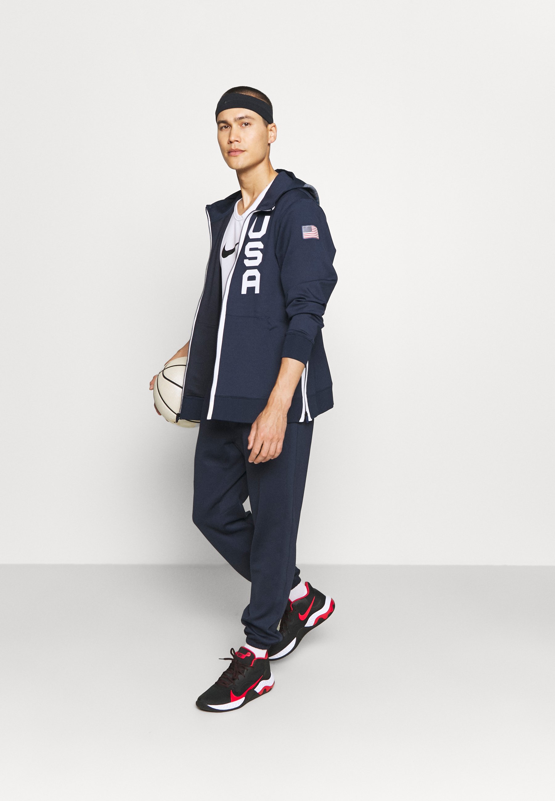 nike performance showtime