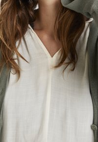 Soaked in Luxury Kardigan - green