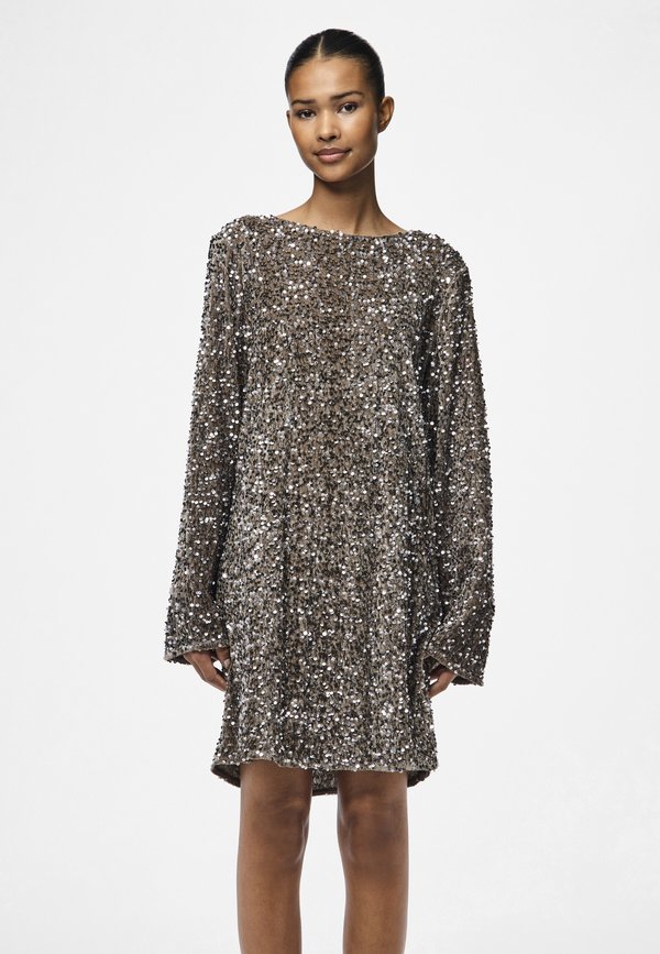 PCKAM DEEP BACK BOW DRESS - Cocktail dress / Party dress