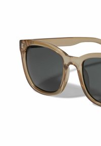 Pilgrim KATYA - Sunglasses - light brown