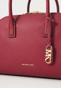 MICHAEL Michael Kors ASHTON ZIP SATCHEL - Handtas - mulberry
