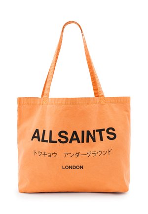 Borsa tote in tela arancione con manici lunghi, con la scritta "ALLSAINTS" e altri caratteri in nero sul davanti.