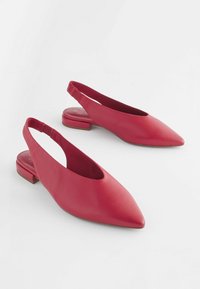 Next Escarpins - red