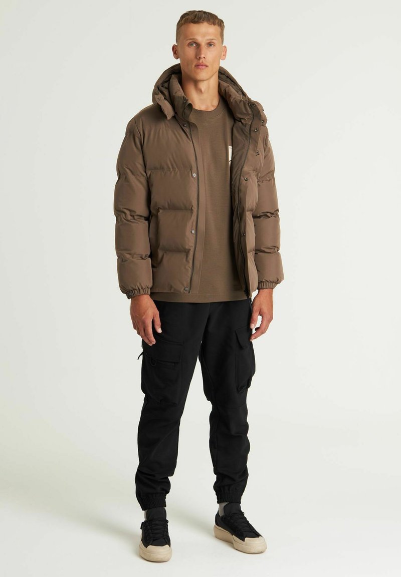 CHASIN’ Winterjas bruin CHASIN’ Winterjas bruin