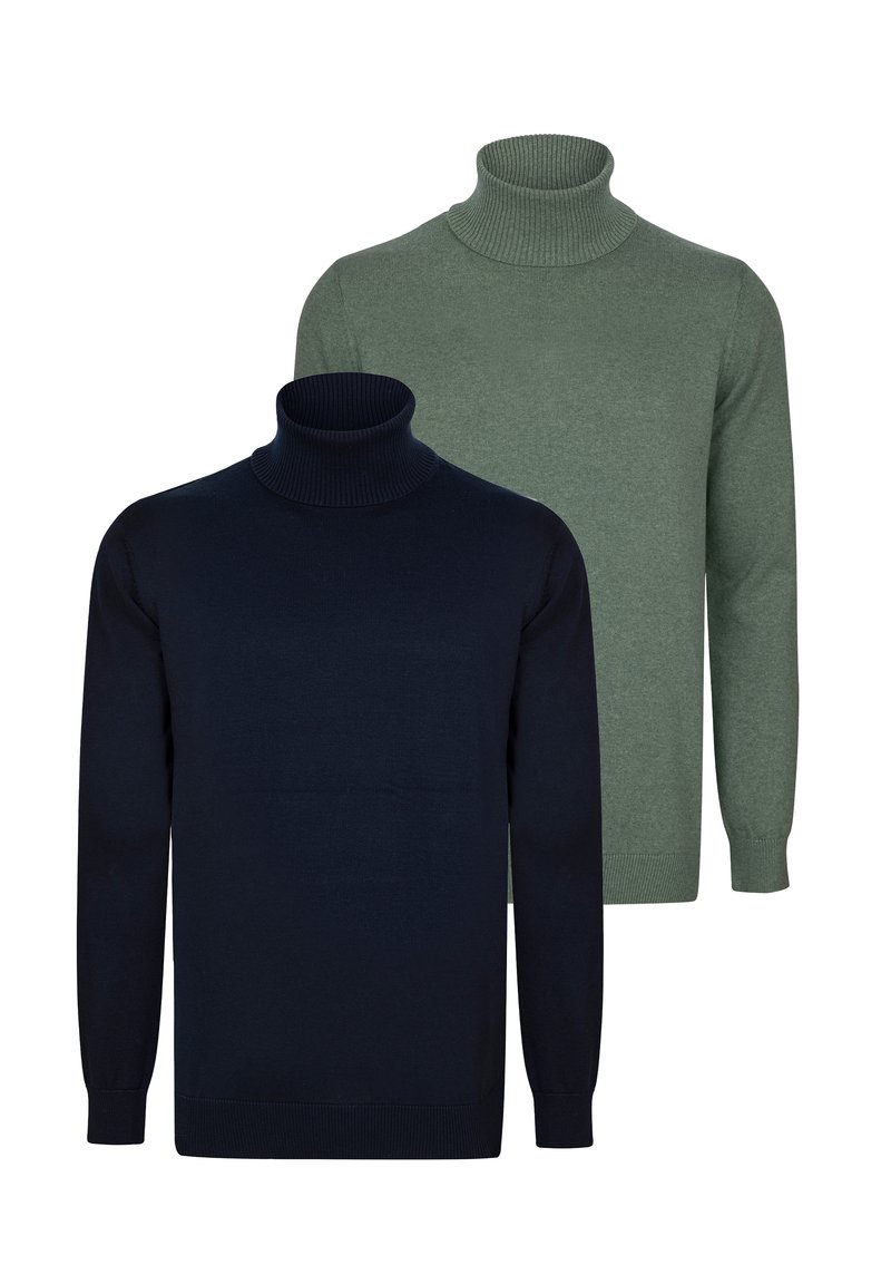 Zwei Rollkragenpullover: einer in Marineblau mit geripptem Kragen und Bündchen, und einer in Olivgrün mit glatter Oberfläche und geripptem Kragen.
