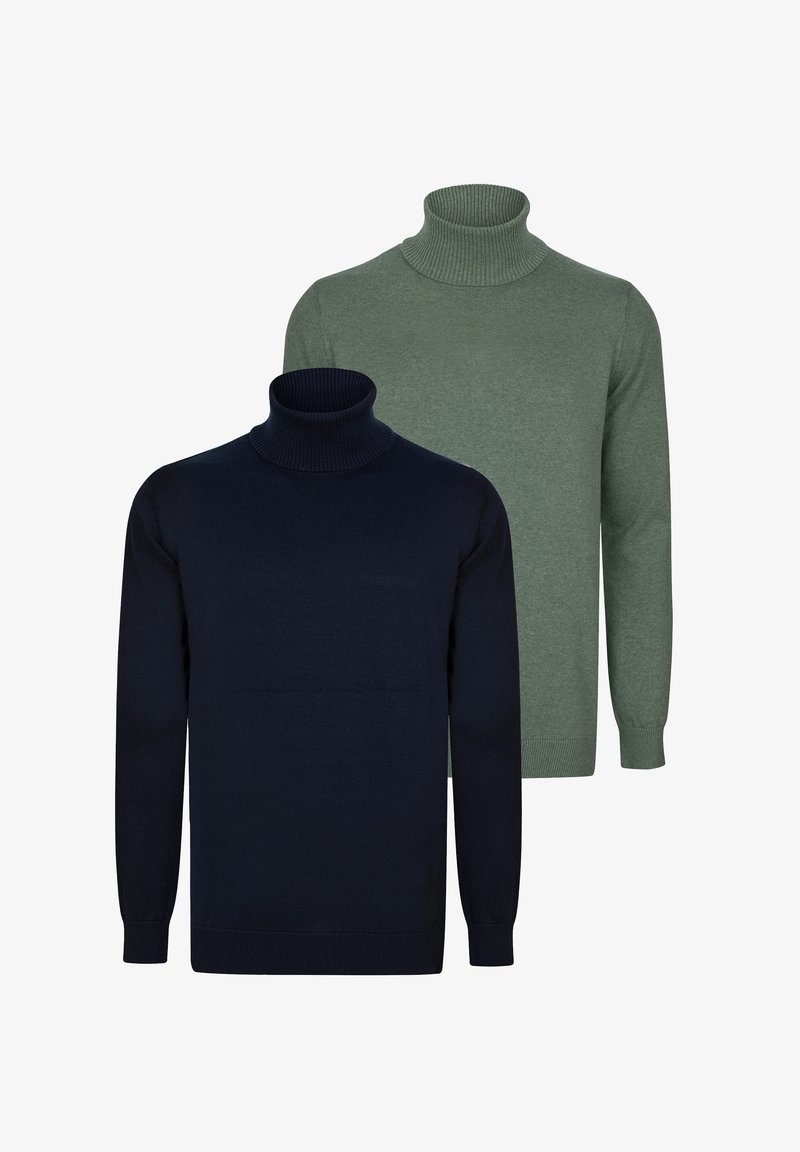 Zwei Rollkragenpullover: einer in Marineblau mit geripptem Kragen und Bündchen, und einer in Olivgrün mit glatter Oberfläche und geripptem Kragen.