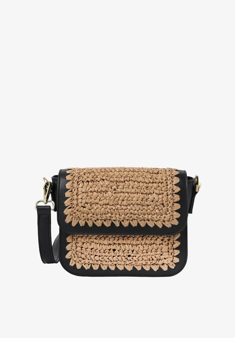 Borsa a tracolla in pelle nera con un flap in fibra tan intrecciata e design scallopato. Include una chiusura in tonalità oro e una tracolla regolabile.