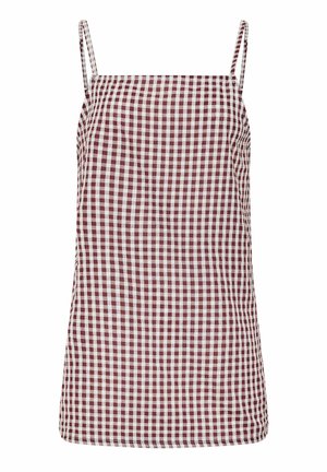 Top sin mangas, de corte recto con tirantes finos que presenta un patrón de cuadros rojos y blancos en una tela ligera.