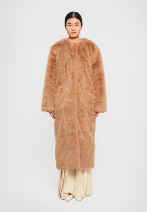 HAIZA - Winter coat - camel