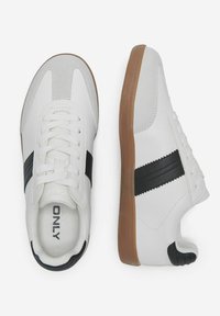 ONLY SHOES Trainers - white