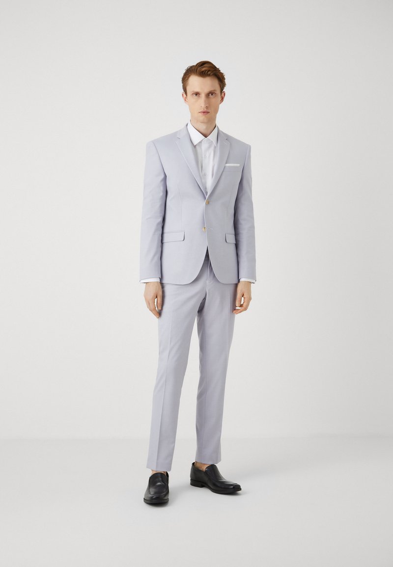 Isaac Dewhirst THE FASHION SUIT SET - Completo - lilac