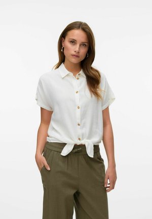 Vero Moda HEMD VMTHEA HEMD - Nööpidega pluus - snow white