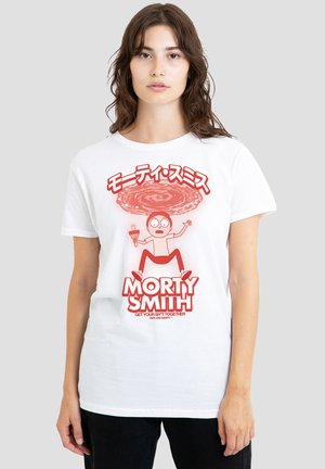 Young woman wearing white t-shirt with red cartoon character holding screwdriver under a swirling portal and text "Morty Smith" in English and Japanese.
