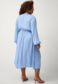 Ellos Plus collection Hverdagskjole - blau