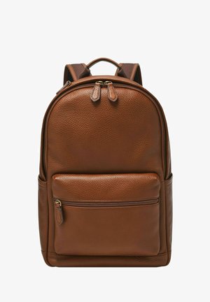 Sac à dos en cuir brun avec une finition texturée, comportant deux compartiments zippés, des bretelles rembourrées et une poignée de transport sur le dessus.