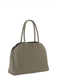 Bolso tote estructurado de color verde oliva hecho de material similar al caucho, con dos asas largas y cierre de cremallera con detalles en negro.