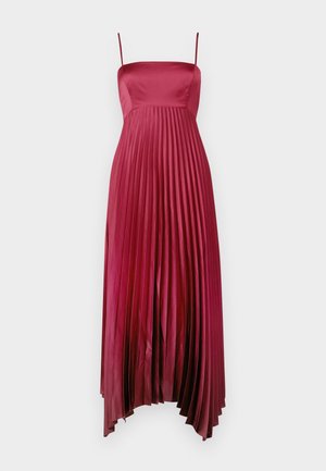 Vestido maxi plisado en satén burdeos oscuro con tirantes finos, que presenta un corsé ajustado y una falda fluida con una textura suave.