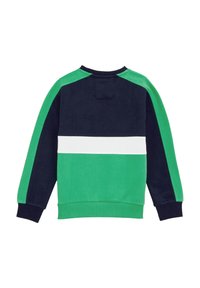 Pulover verde și bleumarin cu o dunga orizontală albă. Prezentând mâneci raglan și un guler și manșete ribbate. Textura materialului este moale.