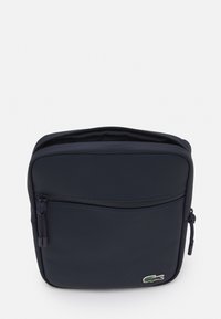 Lacoste FLAT CROSSOVER BAG UNISEX - Skulderveske - light adriatic blue