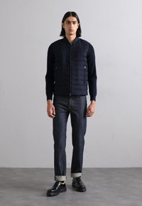 Emporio Armani JACKET - Páperová bunda - blue navy