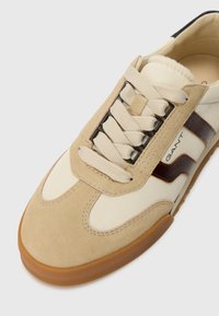 GANT BAYLLE - Joggesko - sand