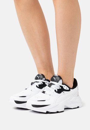 Puma, Baskets basses - white