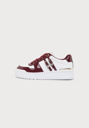 Guess, MAGGNET - Sneakers low - wine