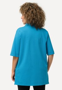Ulla Popken MANCHES COURTES - Polotričko - blue