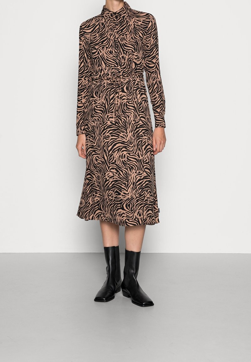 Calvin Klein - Shirt dress - camel, Enlarge