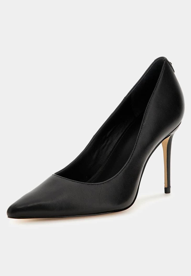 Décolleté nera in pelle con tacco alto, punta affilata, texture liscia e tacco a stiletto sottile. Design minimalista senza decorazioni.