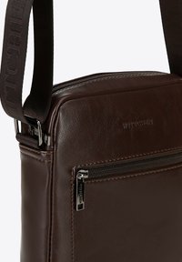 WITTCHEN Cross body bag - dark brown