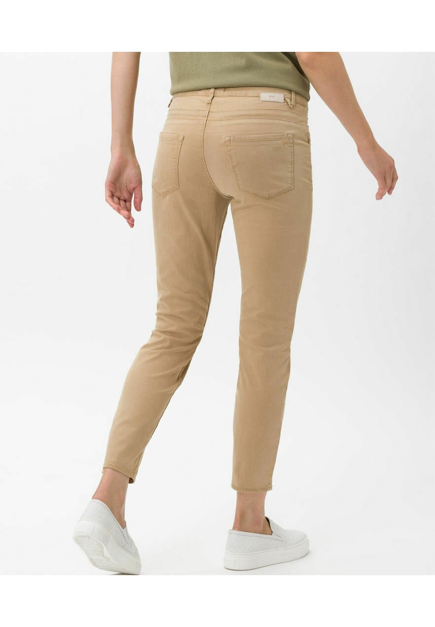 BRAX STYLE SHAKIRA S - Jeans Tapered Fit - bast/beige - Zalando.nl