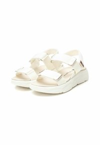 XTI Sandalias con plataforma - white
